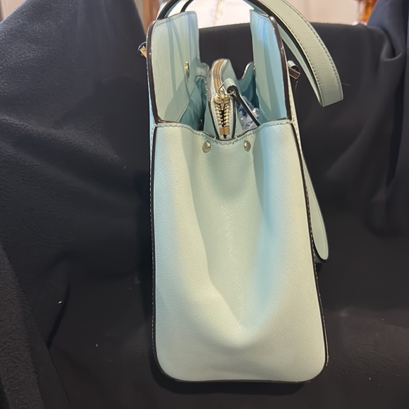Kate spade light turquoise bag, approximately 12 x 11 1/2 divided into three - Picture 5 of 10